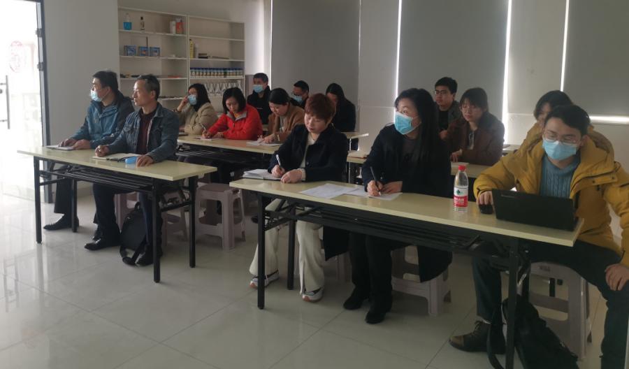 安徽省大海家政召開國家服務(wù)業(yè)標準化建設(shè)試點工作推進暨業(yè)務(wù)培訓會